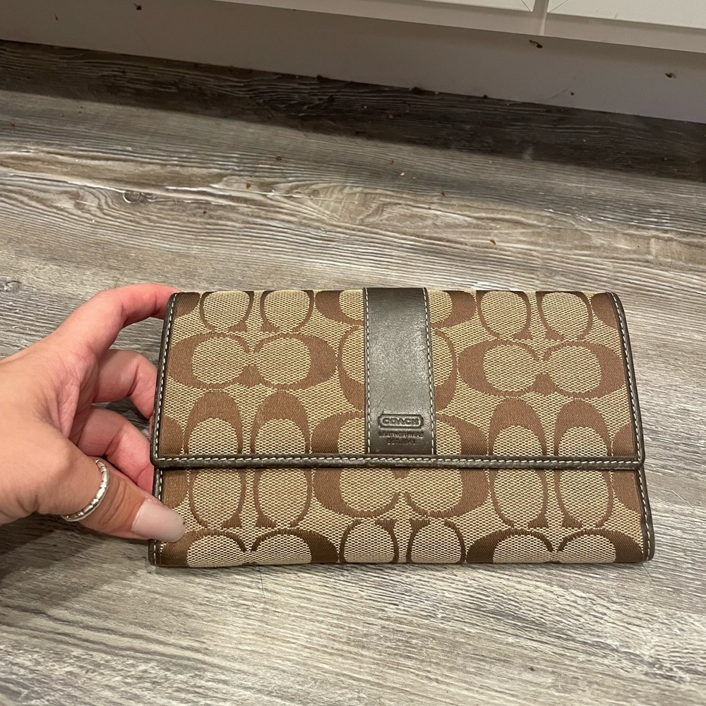 Coach wallet